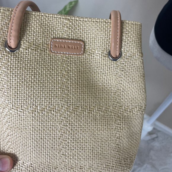 vintage 90s Nine West boho mini bucket bag shoulder purse - Picture 4 of 7